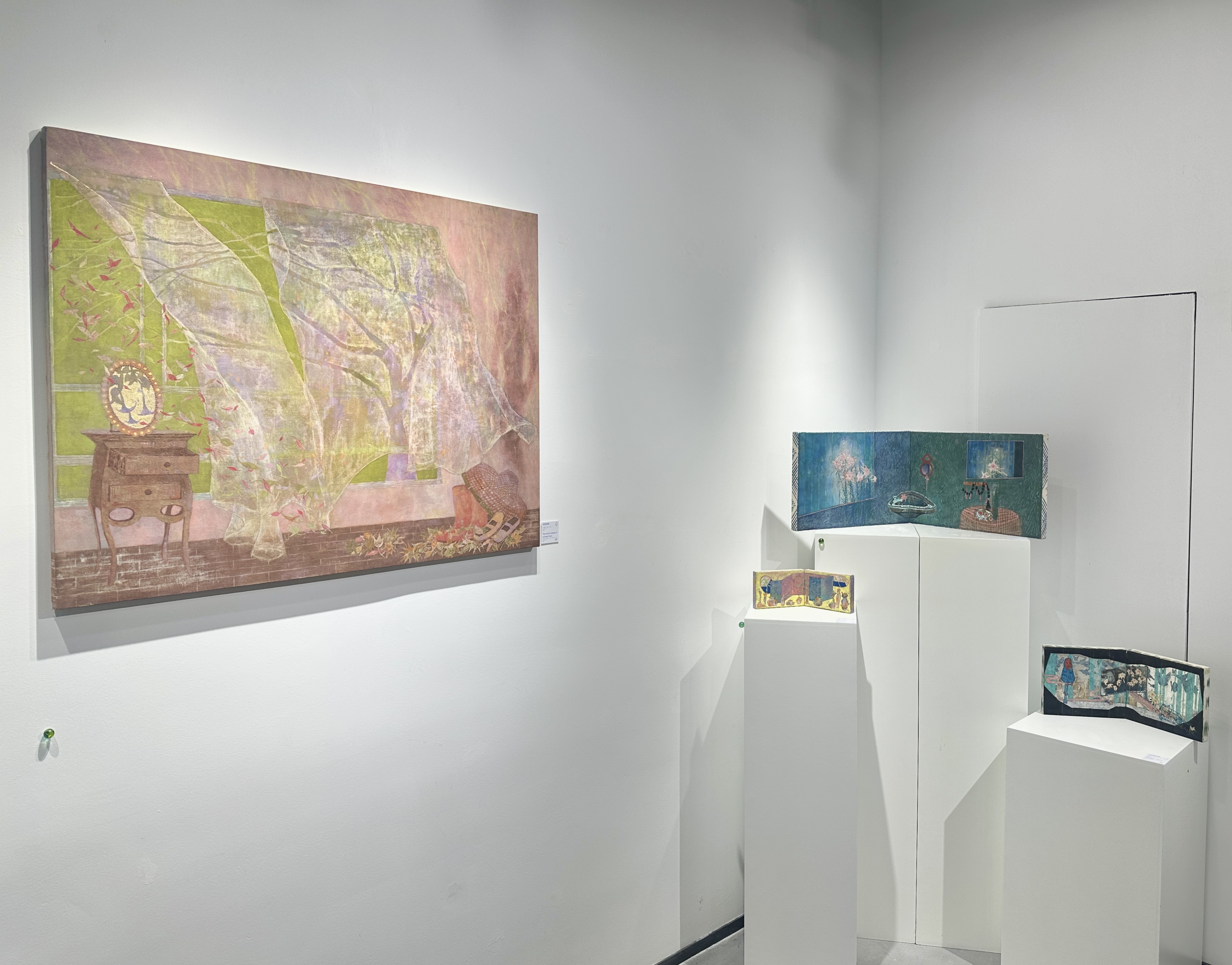 南歆媛：比天使微小一点 展览现场 3 · 南歆媛 XINYUAN NAN · L Gallery