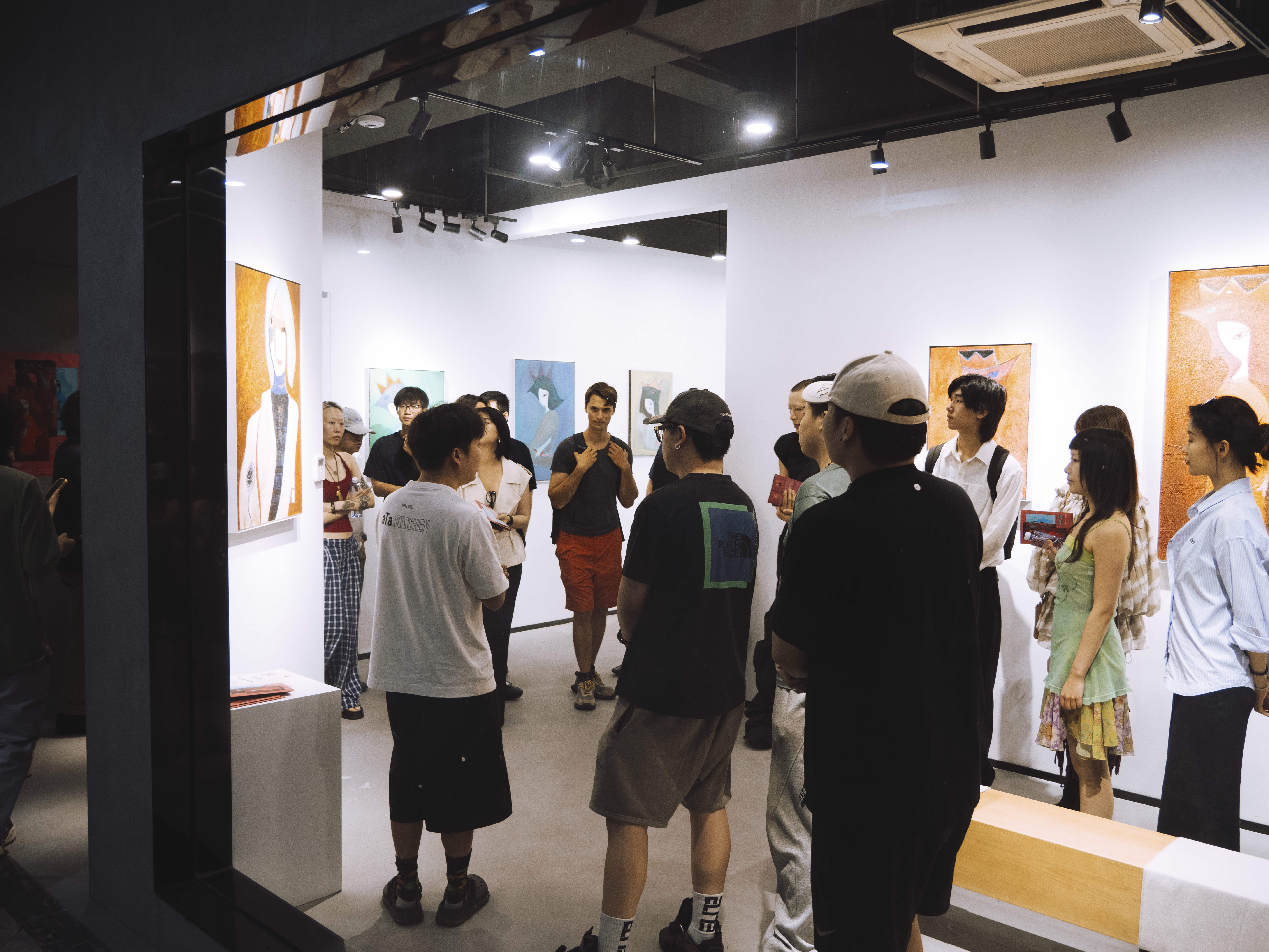 渊遐：守护你 展览现场 5 · Xia Yuan、YUANXIA · L Gallery