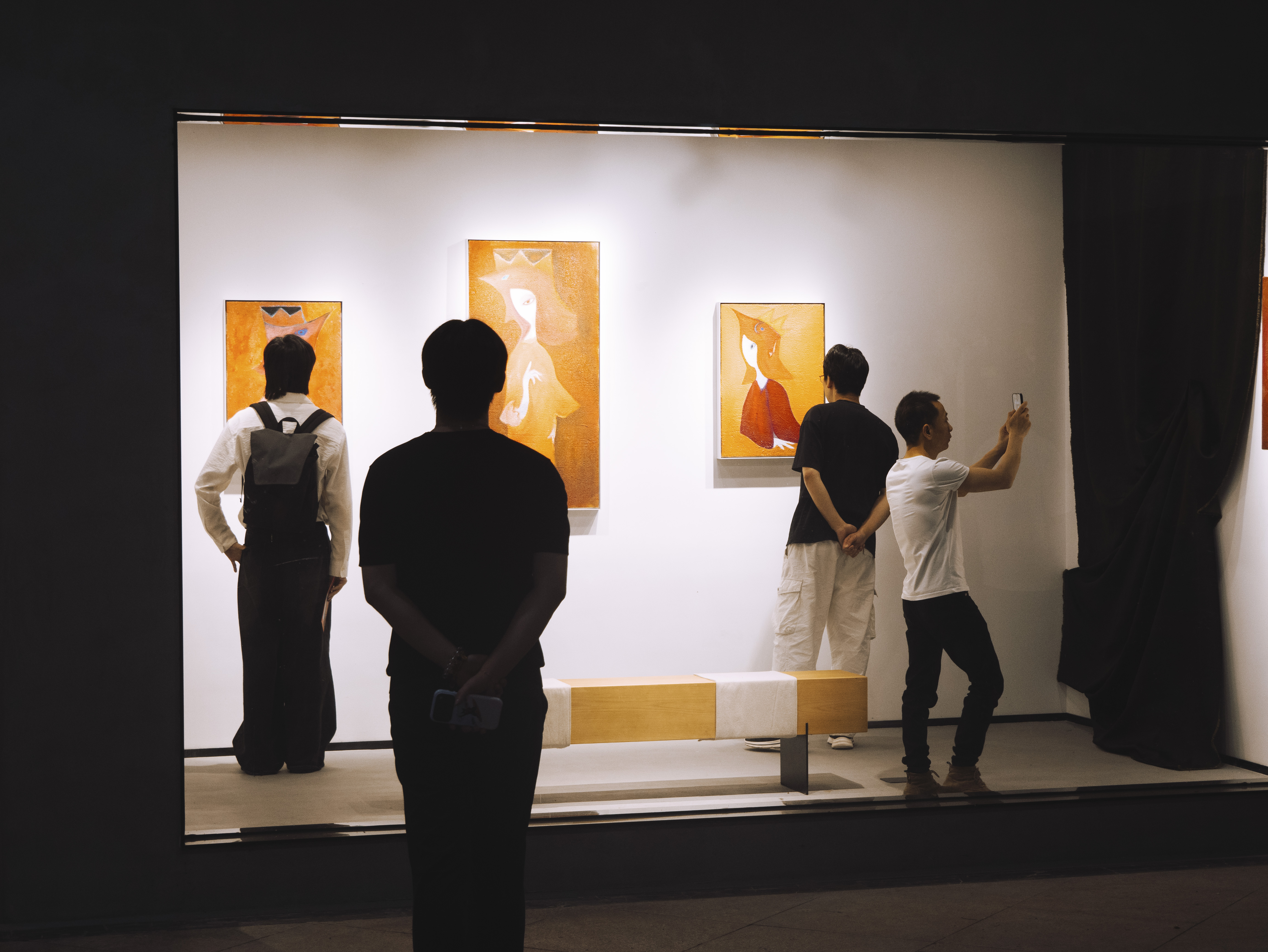 渊遐：守护你 展览现场 4 · Xia Yuan、YUANXIA · L Gallery